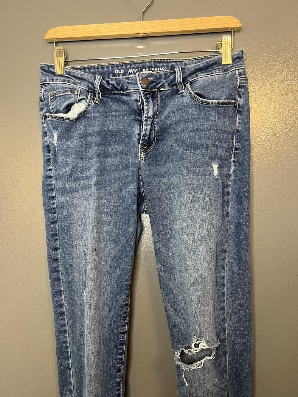 Old Navy Rockstar Jeans Womens 8 Regular Blue Mid Rise Skinny Distressed Denim